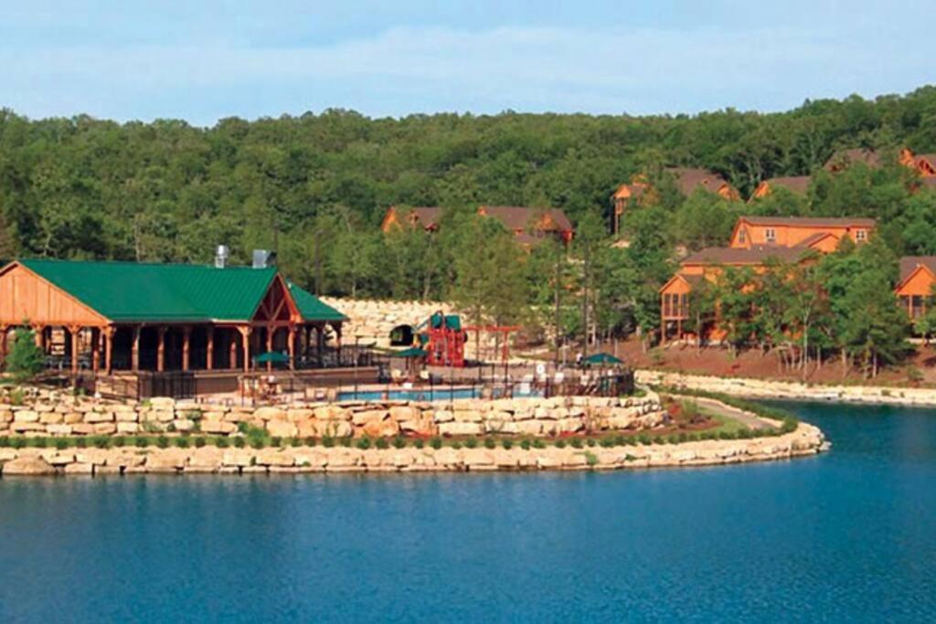 Couples Condo Retreat Overlooking Golf Course Branson West Exterior foto